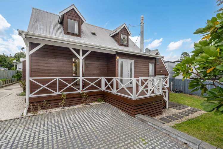 56 Fitzherbert Avenue West Harbour_23