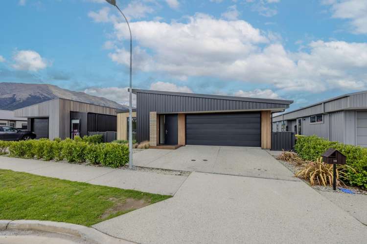 148 Burdon Loop Lake Hawea_25