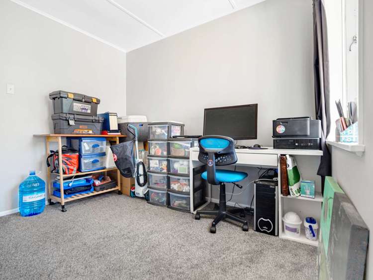 67 Robinson Avenue Holdens Bay_11