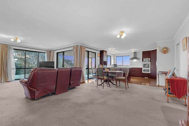 286 Sturges Road Henderson Heights_18