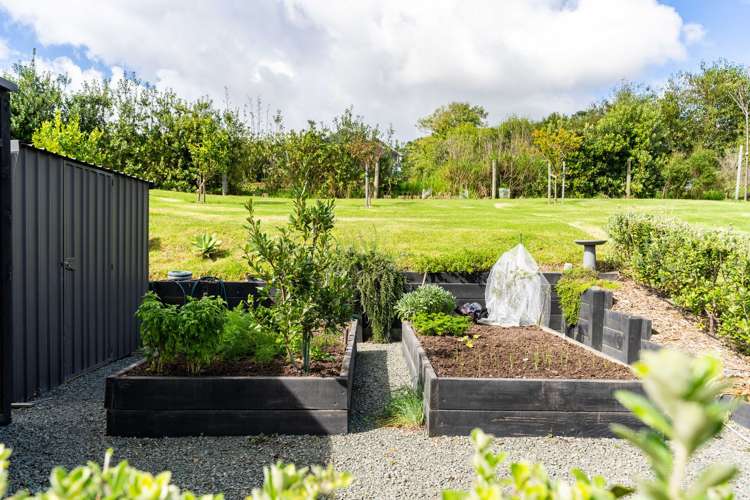 77 Coal Hill Road Mangawhai_40