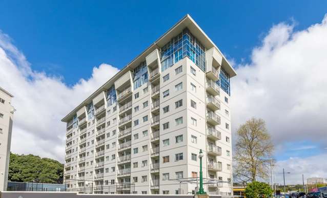 Prime City-Centre Living