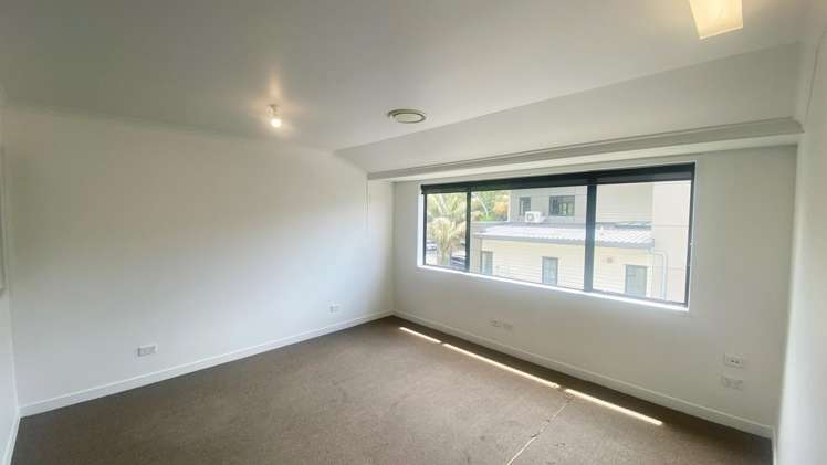 Room 1 Level 1/36 Cameron Road Tauranga Central_0