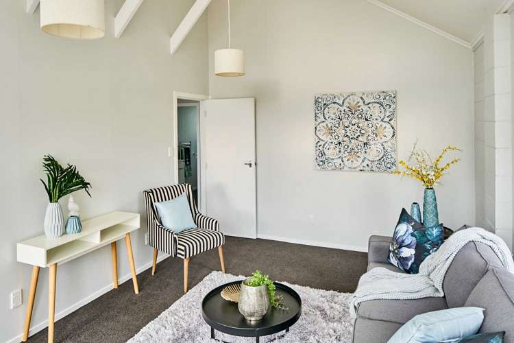 3/3 Kowhai Street Eastbourne_3
