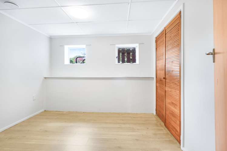 24 Springfield Crescent Enderley_13