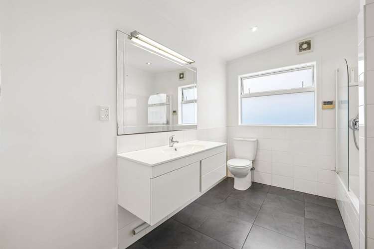 53 Greenhithe Road Greenhithe_15