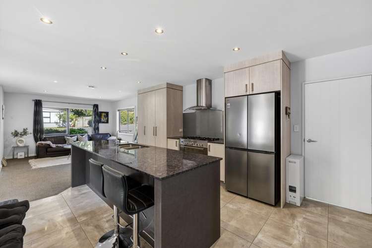 5 Southill Way Pyes Pa_2