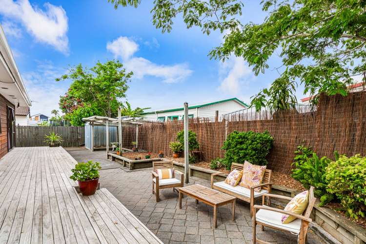 1/16 Glenhaven Place Te Atatu Peninsula_10