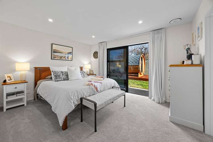 7 Hebbard Court Albert Town_12