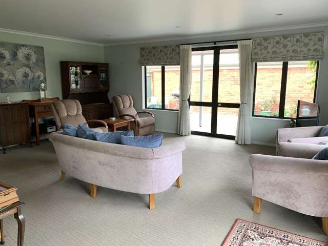 A/11 Carr Street 10706_4