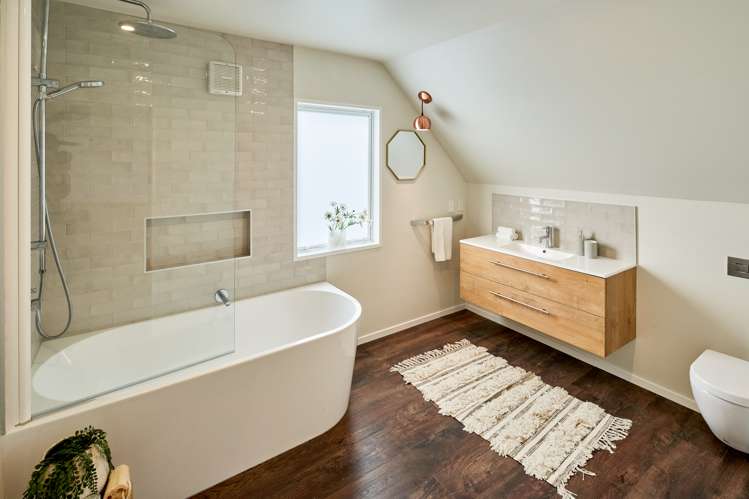 44 Cheviot Road Lowry Bay_20