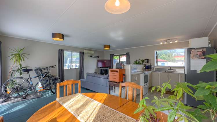 6 Walton Place Ngatea_6