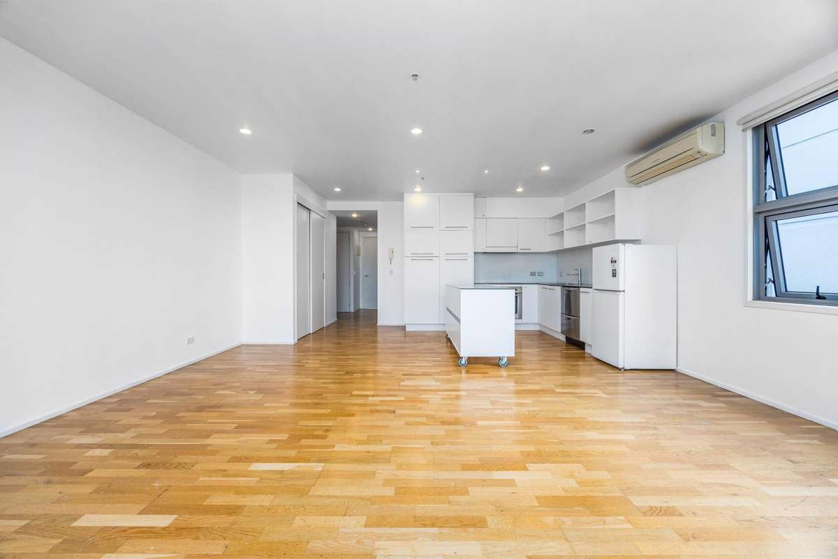 1401/30 Beach Road_1