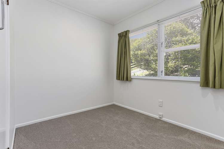 13 Ragley Street Titirangi_11