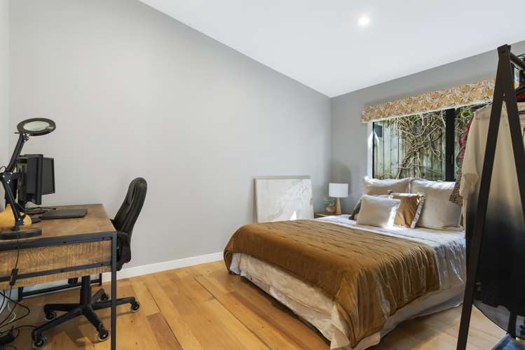 93a Fairclough Road Beach Haven_12