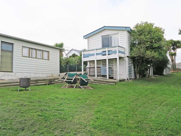 20 Rimu Street Kaka Point_16