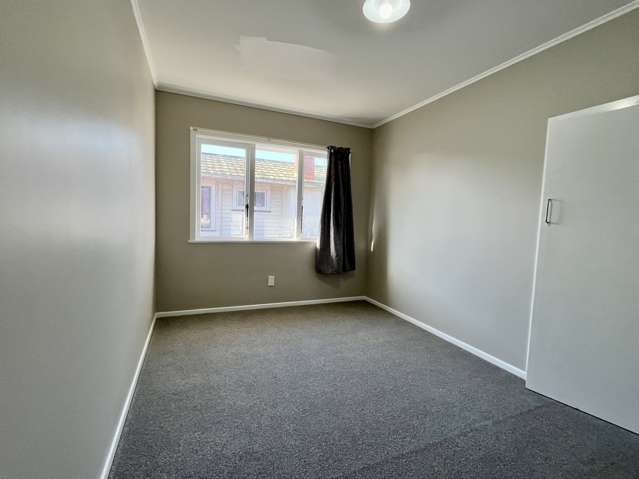 130 Robertson Road Mangere East_4