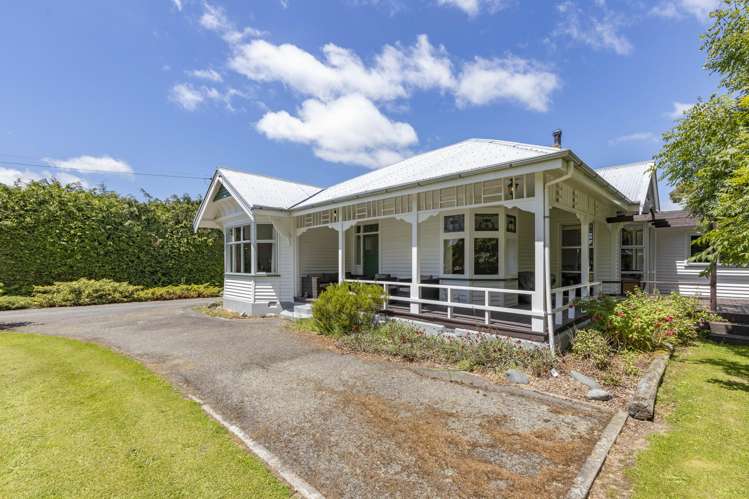 1649 Cust Road Cust_25