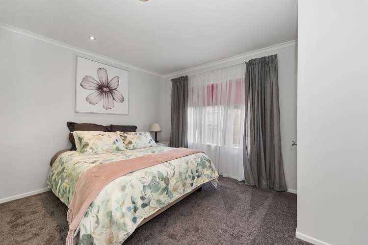62 Cairns Crescent Rototuna_13