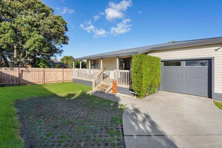 20 Ward Crescent Te Atatu Peninsula_16