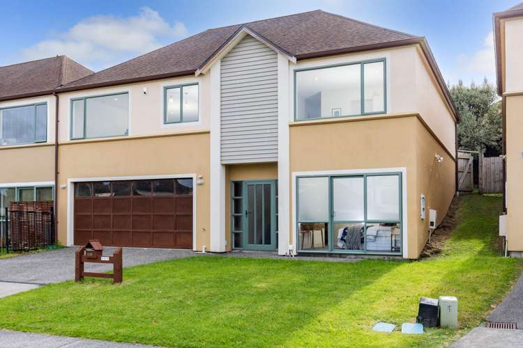 235 Alec Craig Way Gulf Harbour_5