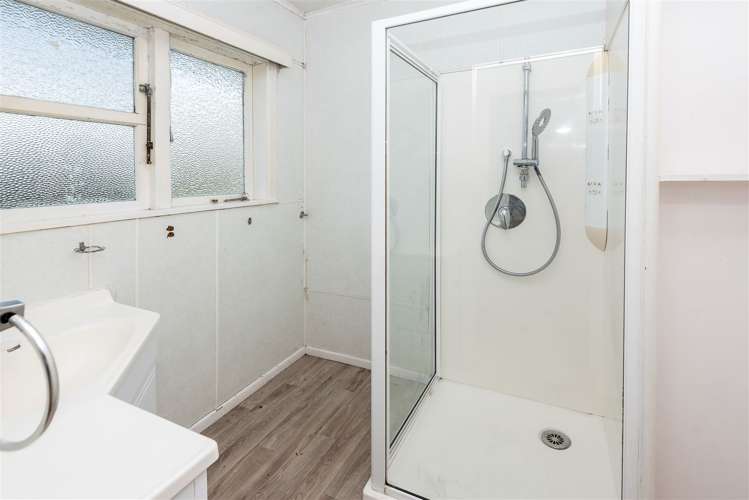 1/105 Clevedon Road Papakura_13