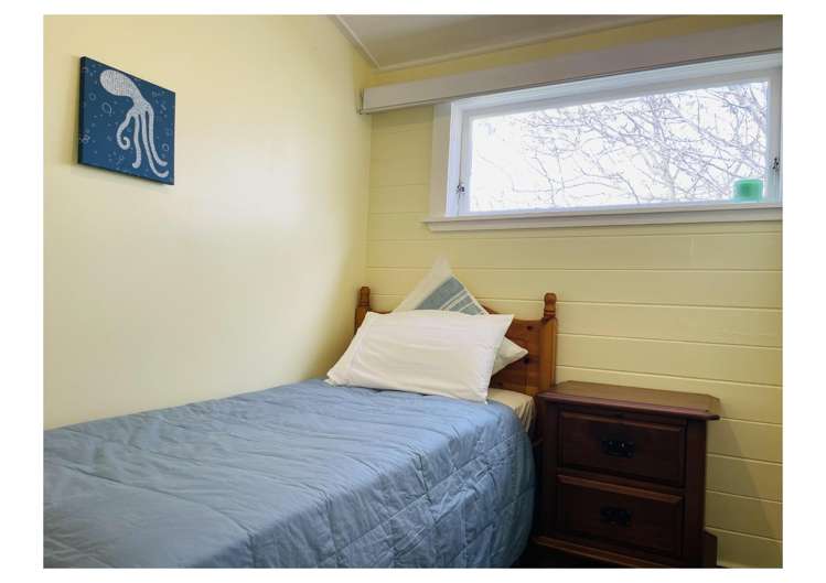 6 Kapiti Lane Otaki Beach_10