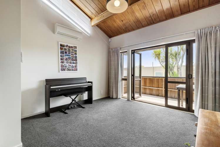 22 Surville Place Mairangi Bay_16