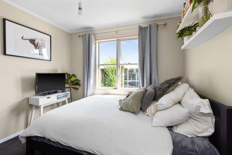 7 Titoki Crescent Pirimai_8