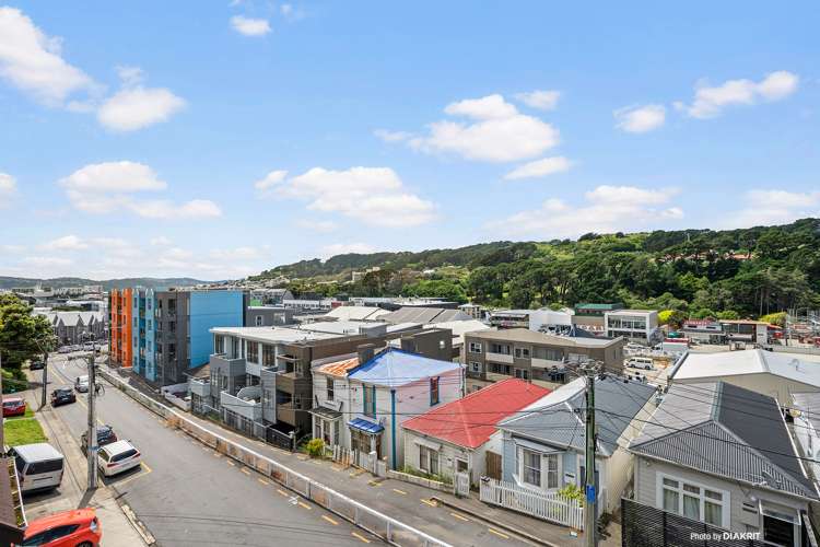 303/20 Hanson Street Mount Cook_10