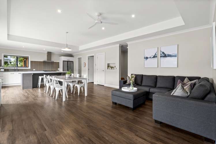 9 Henry Bell Close Leamington_7