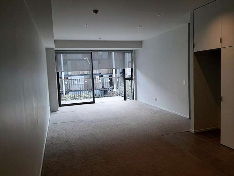 209/4 Bluegrey Avenue Stonefields_2