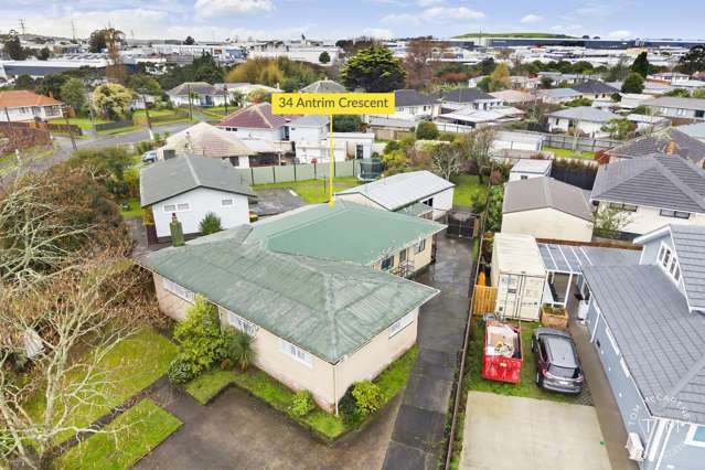34 Antrim Crescent Otara_1