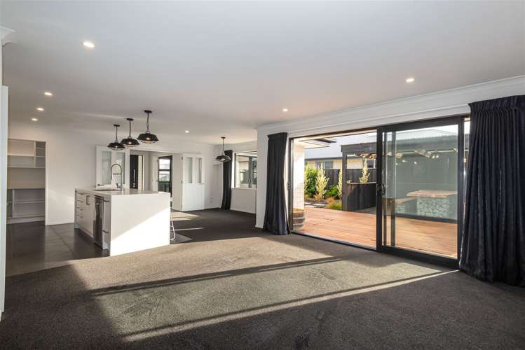 4 Old Farm Place Rangiora_7