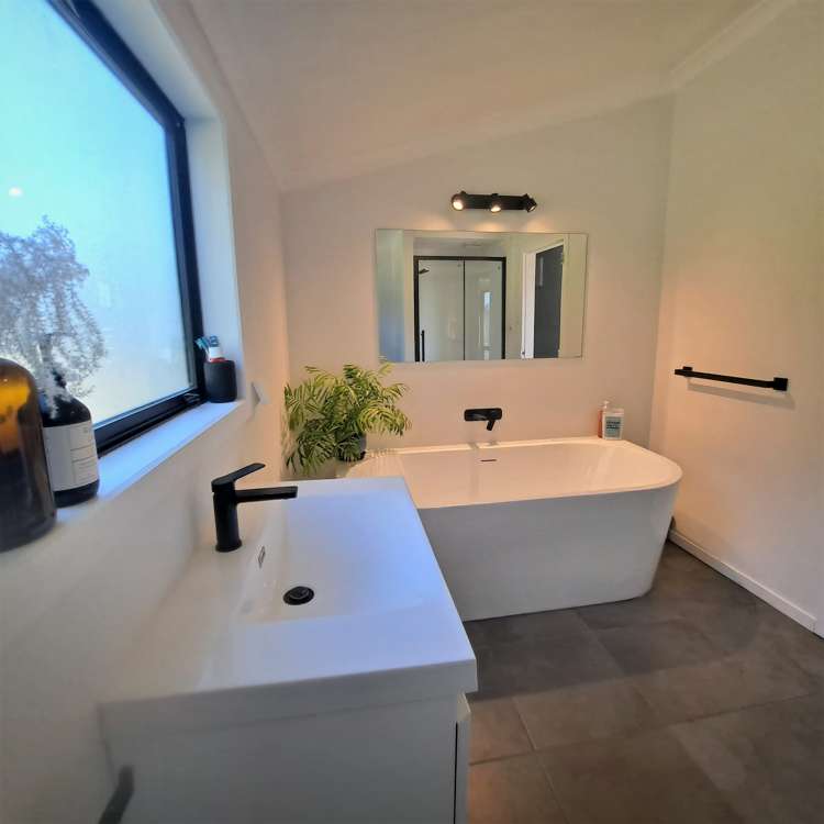 51 Allan Street Clinton and Surrounds_13