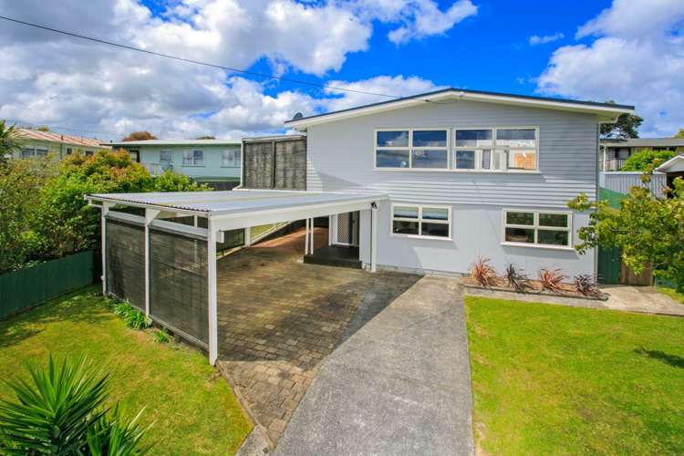 24 Drome View Place Beach Haven_0