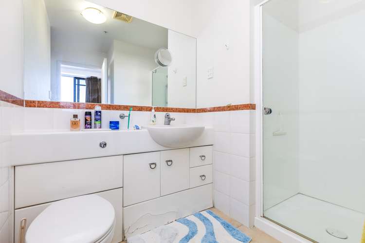 4h/14 Waterloo Quadrant Auckland Central_15