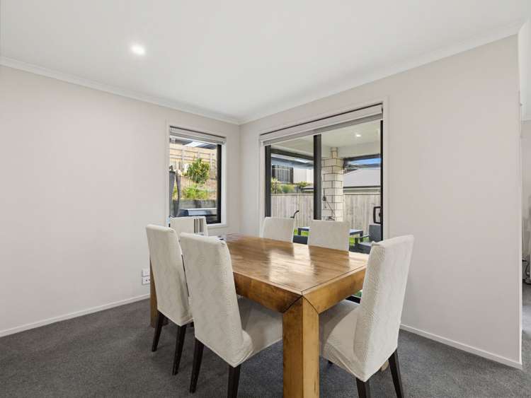 14 Urumaraki Avenue Helensville_5