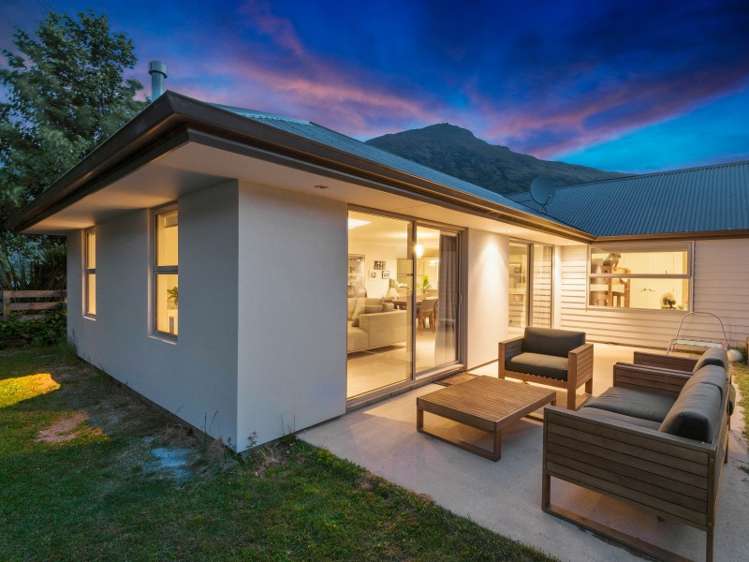3 Widgeon Place Dalefield/Wakatipu Basin_22