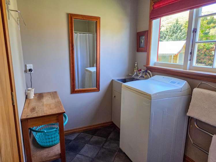 2034 Fairlie Tekapo Road Burkes Pass_19