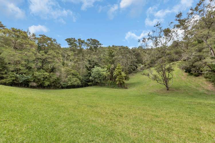 63 Memorial Drive Parahaki_31