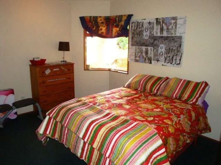 28 Aileen Place Whangamata_12