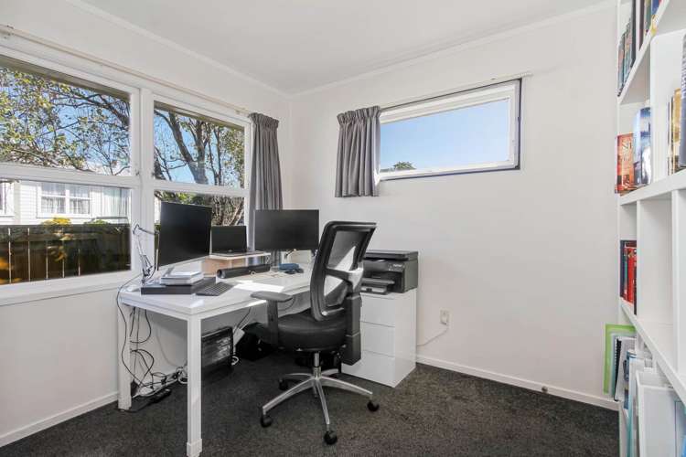 19 Wycherley Drive Bucklands Beach_13