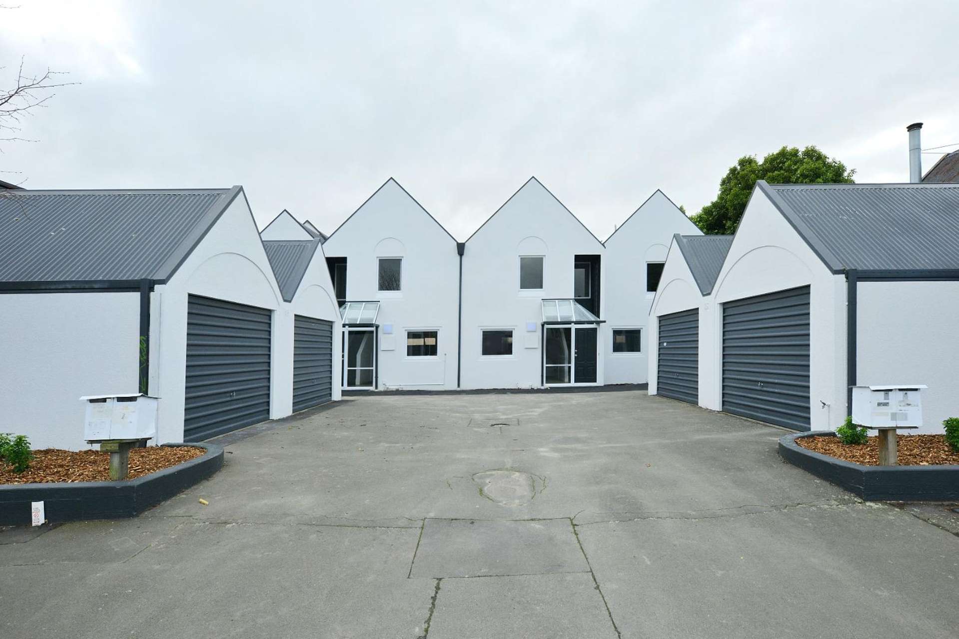 2/241 Kilmore Street Christchurch Central_0