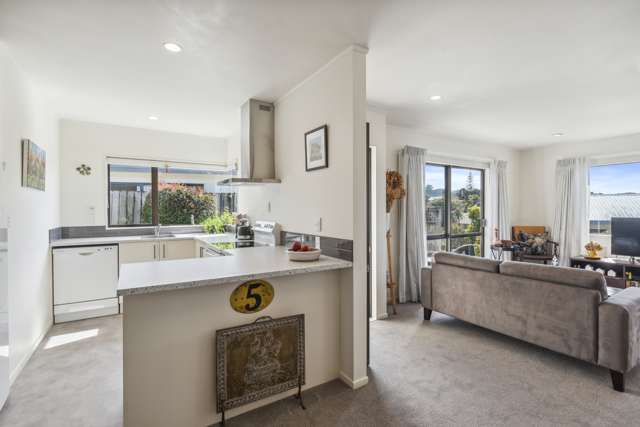 2/32 Charlotte Street Stanmore Bay_4