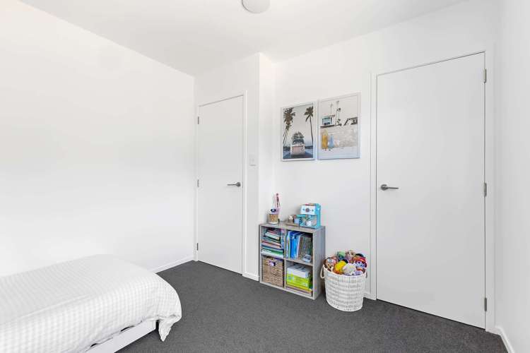 1 Rehua Place Waiwhakaiho_17