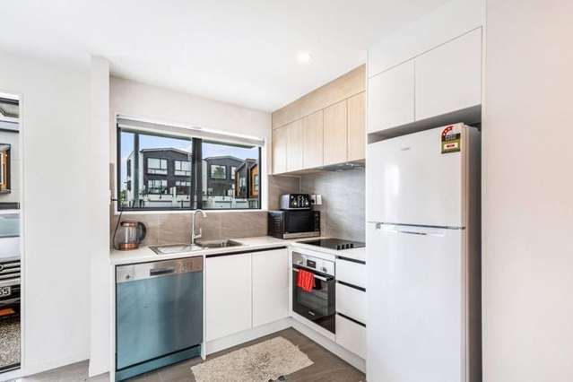 17 Red Arches Road Henderson_3