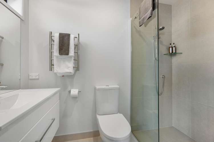 12 Daytona Avenue Cromwell_10