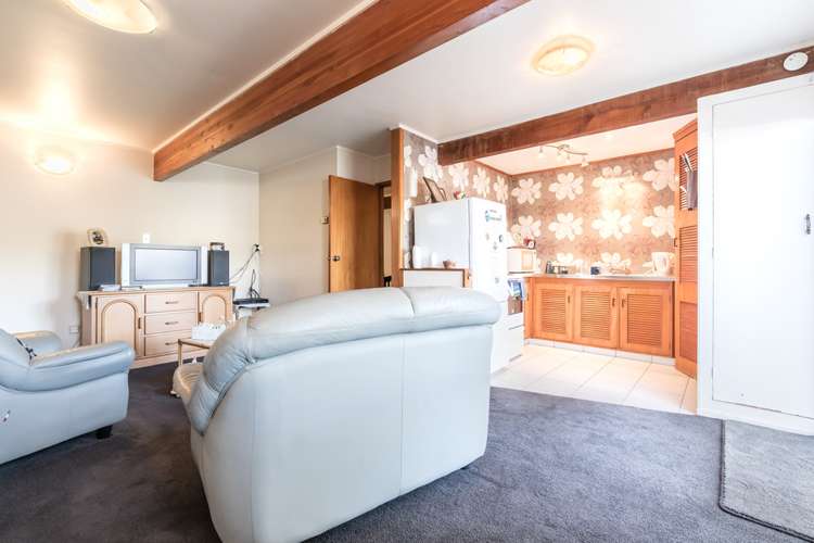 60 Rosamund Avenue New Windsor_13