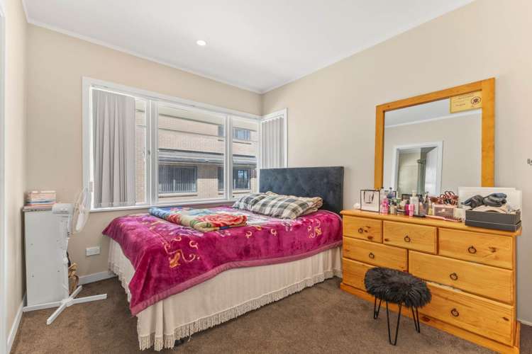 2/30 Calvert Avenue Mangere East_9